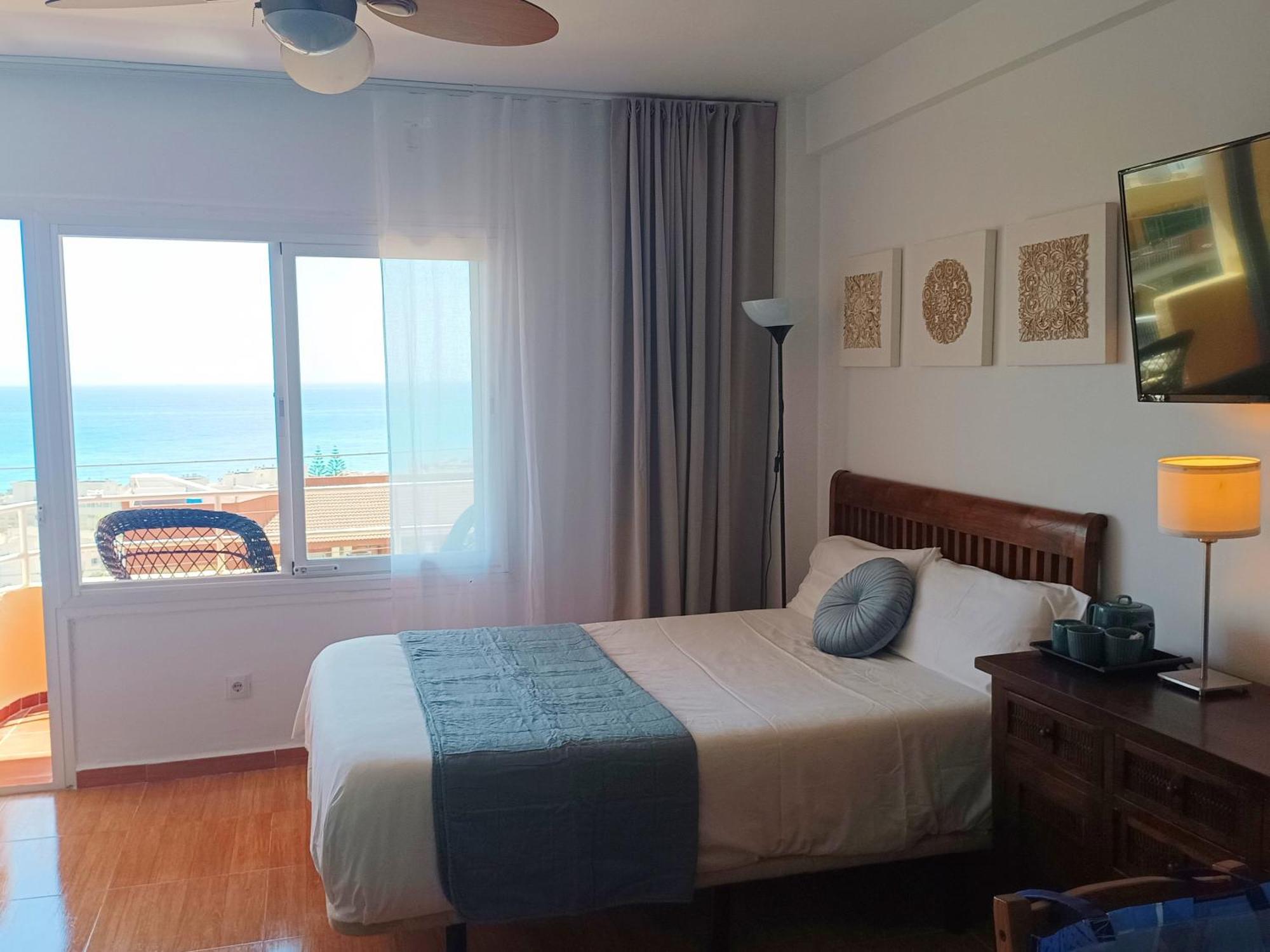 Club Bellavista - Apartamento Con Vistas Al Mar Торремолинос Экстерьер фото