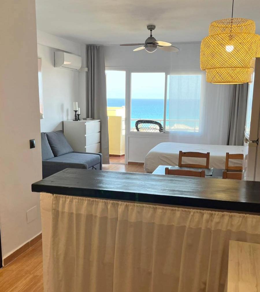 Club Bellavista - Apartamento Con Vistas Al Mar Торремолинос Экстерьер фото
